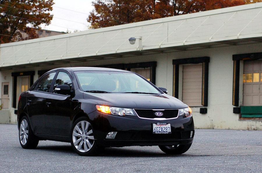  Kia Forte SX 2010 года  (фото 1 из 48)